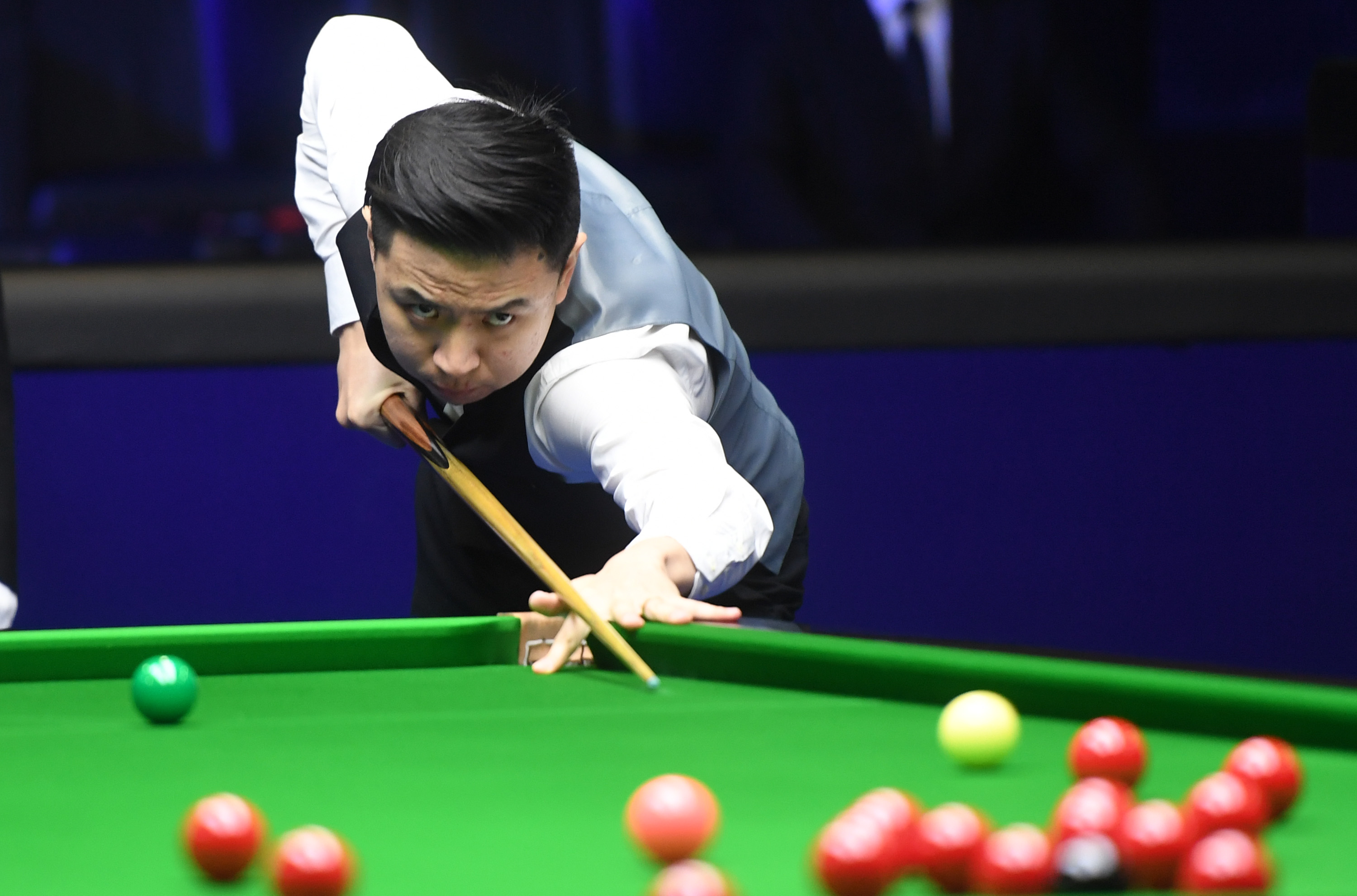 在他的指导 在他的指导